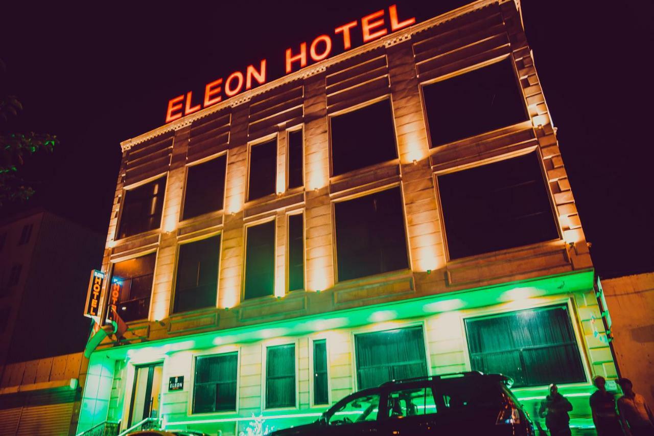 Eleon Hotel Baku Exteriör bild